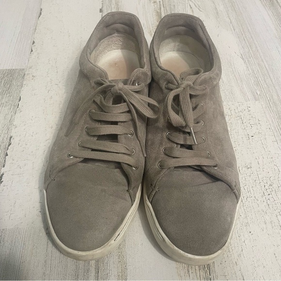 rag & bone Kent Gray Greige Low Top Lace Up Suede Sneakers Size 39.5 US8.5 - Picture 4 of 9